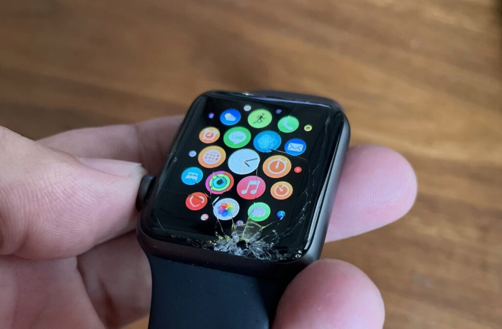 Apple Watch series4NIKEモデル 破損あり